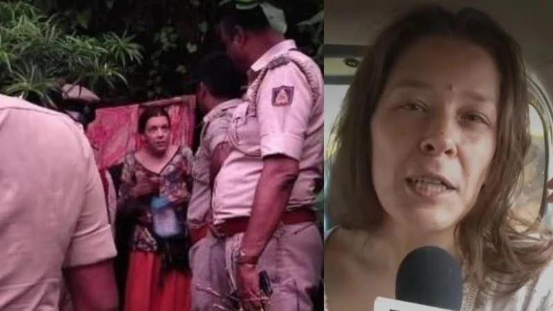 பாம்புகள் நிறைந்த மலைக்குகையில் இரண்டு பெண் குழந்த